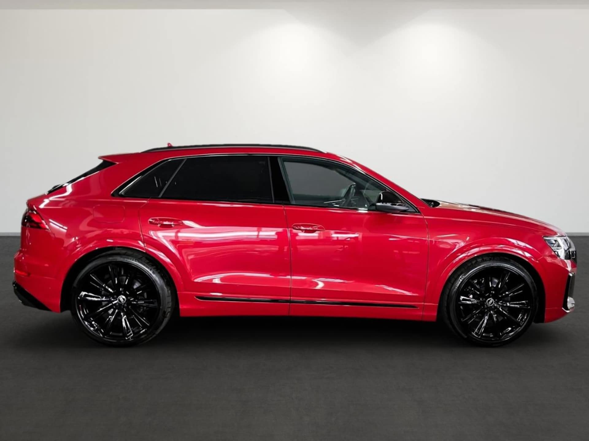 Audi SQ8 SUV