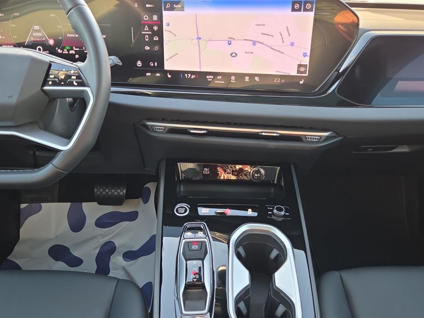 Bild über Audi A6 Avant TDI 150 kW S tronic - für weitere Informationen kontaktieren Sie den Audi Partner