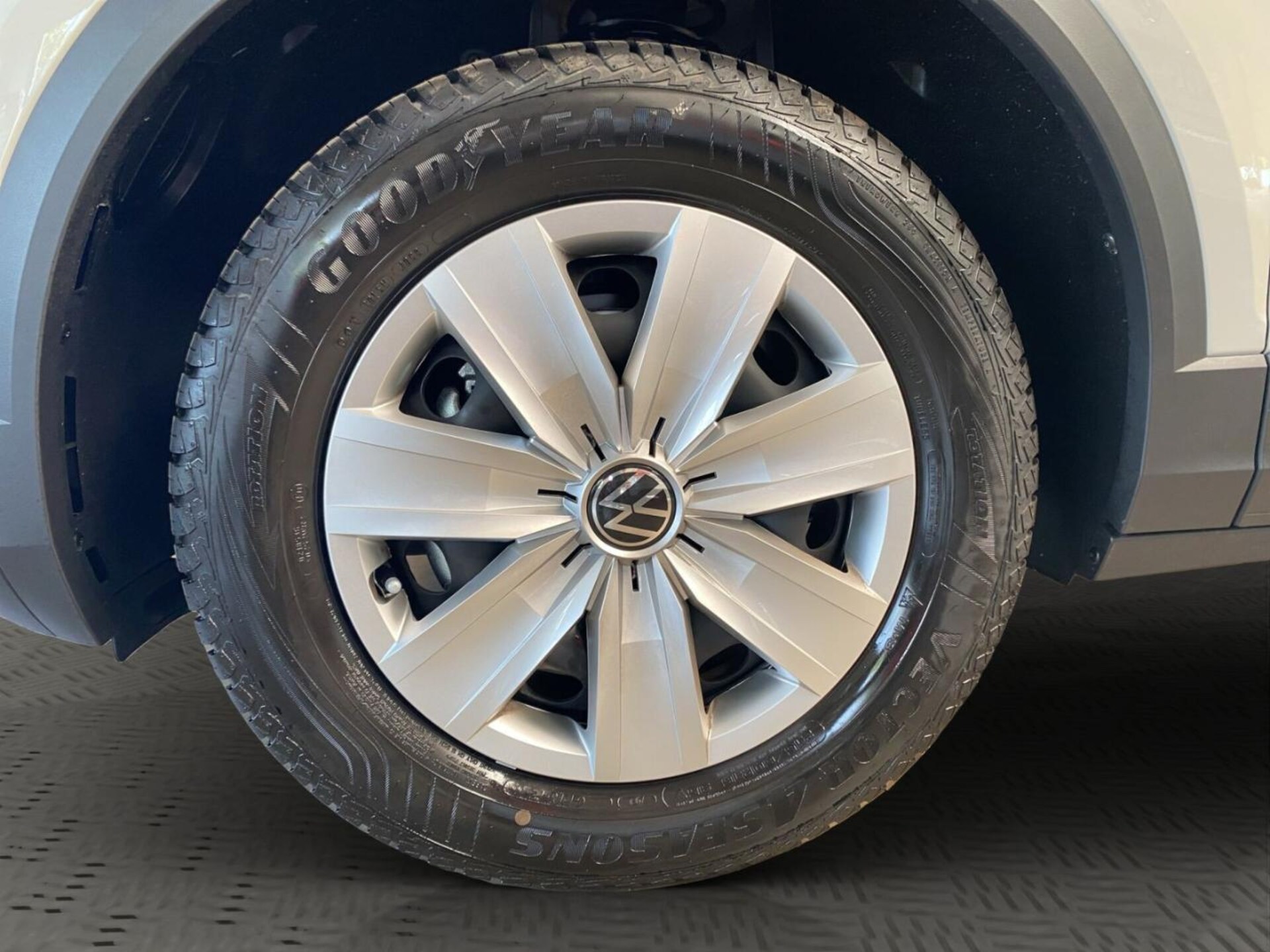 Volkswagen T-Roc Basis-Modell