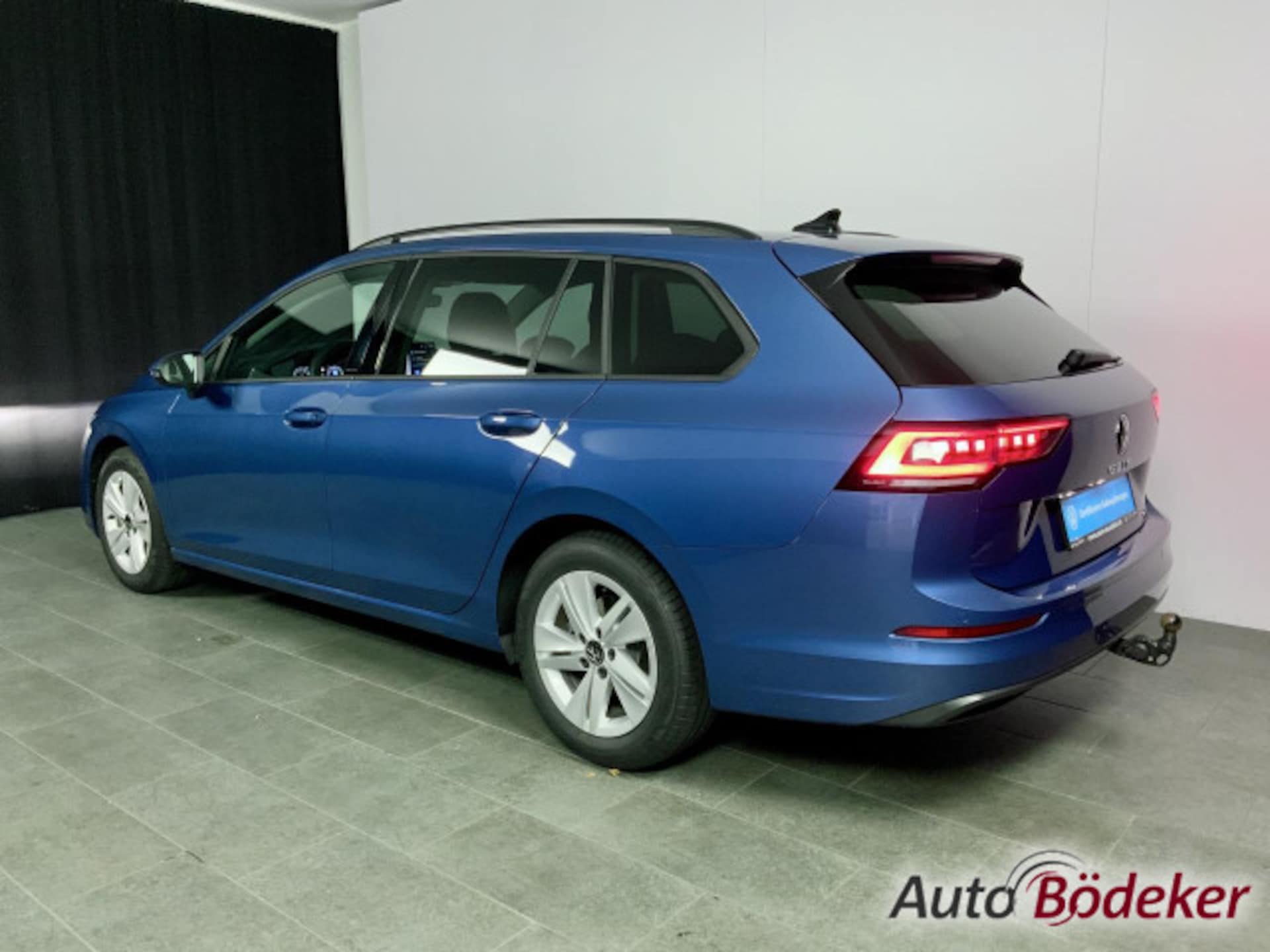 Volkswagen Golf Variant Life