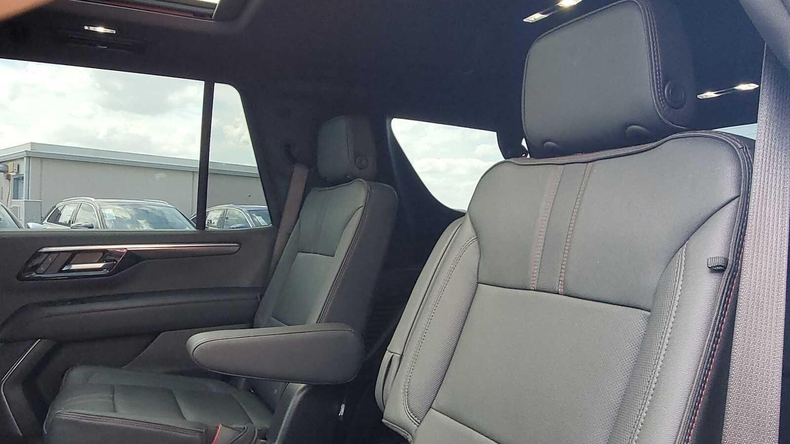 2025 Chevrolet Tahoe RST - Photo 20
