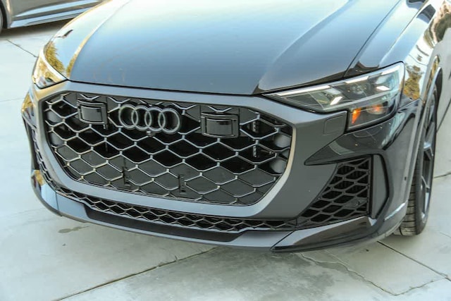 2026 Audi RS Q8 Base - Photo 8