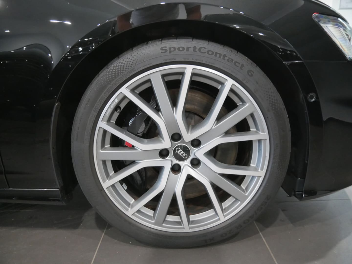 Bild über Audi S6 Avant TDI quattro tiptronic - für weitere Informationen kontaktieren Sie den Audi Partner