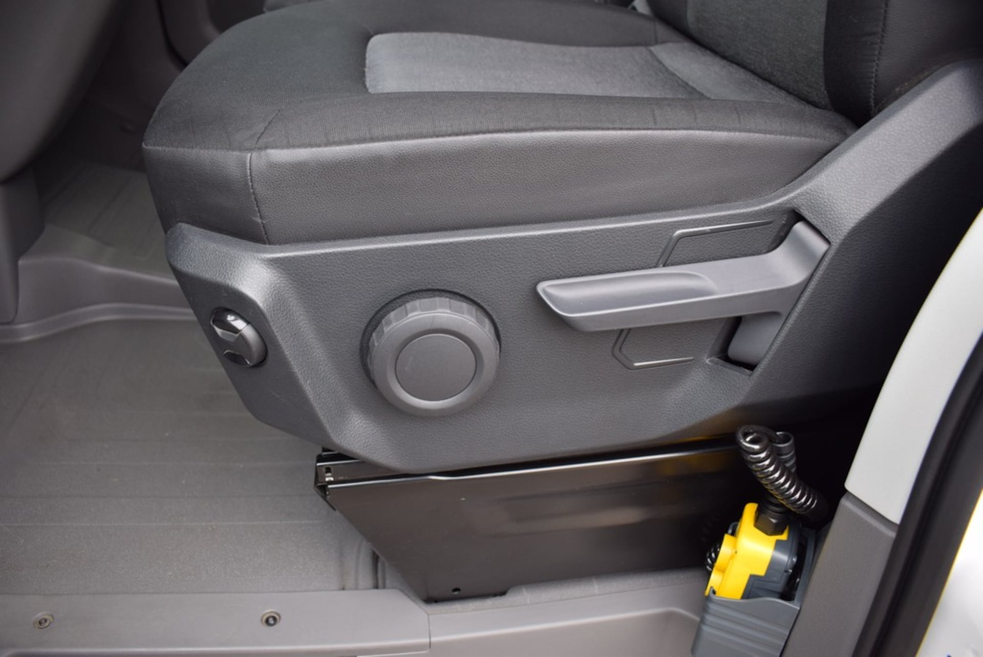 Volkswagen e-Crafter Kastenwagen mittlerer Radstand