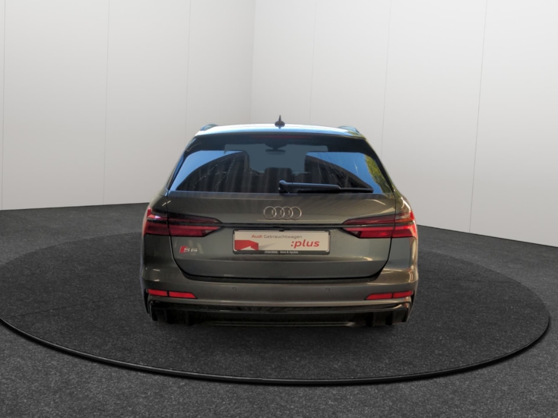 Audi S6 Avant