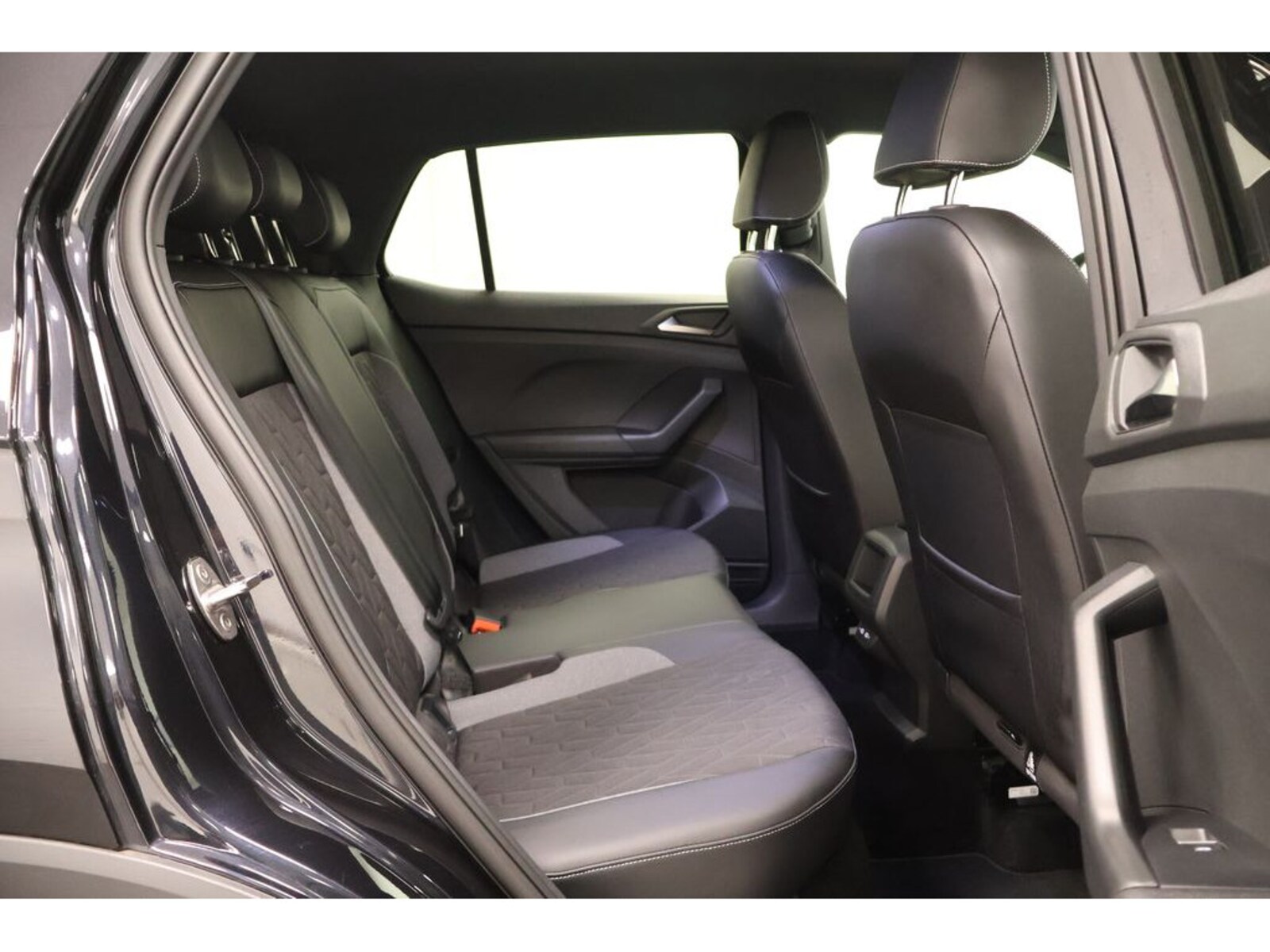 Volkswagen T-Cross – Bild 23