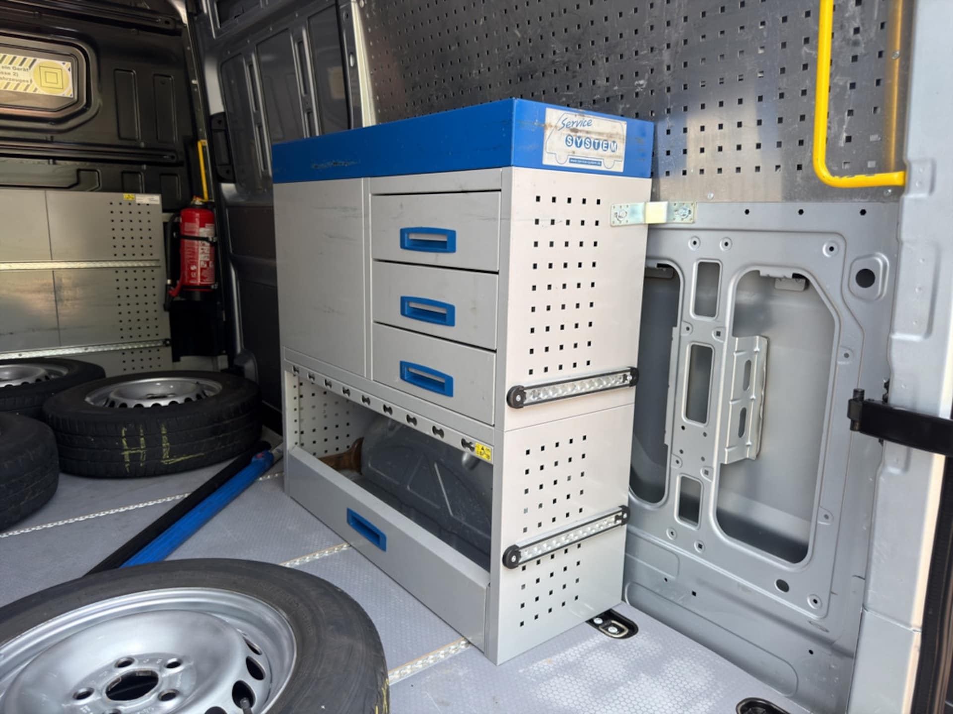 Volkswagen Crafter Kasten mittlerer Radstand