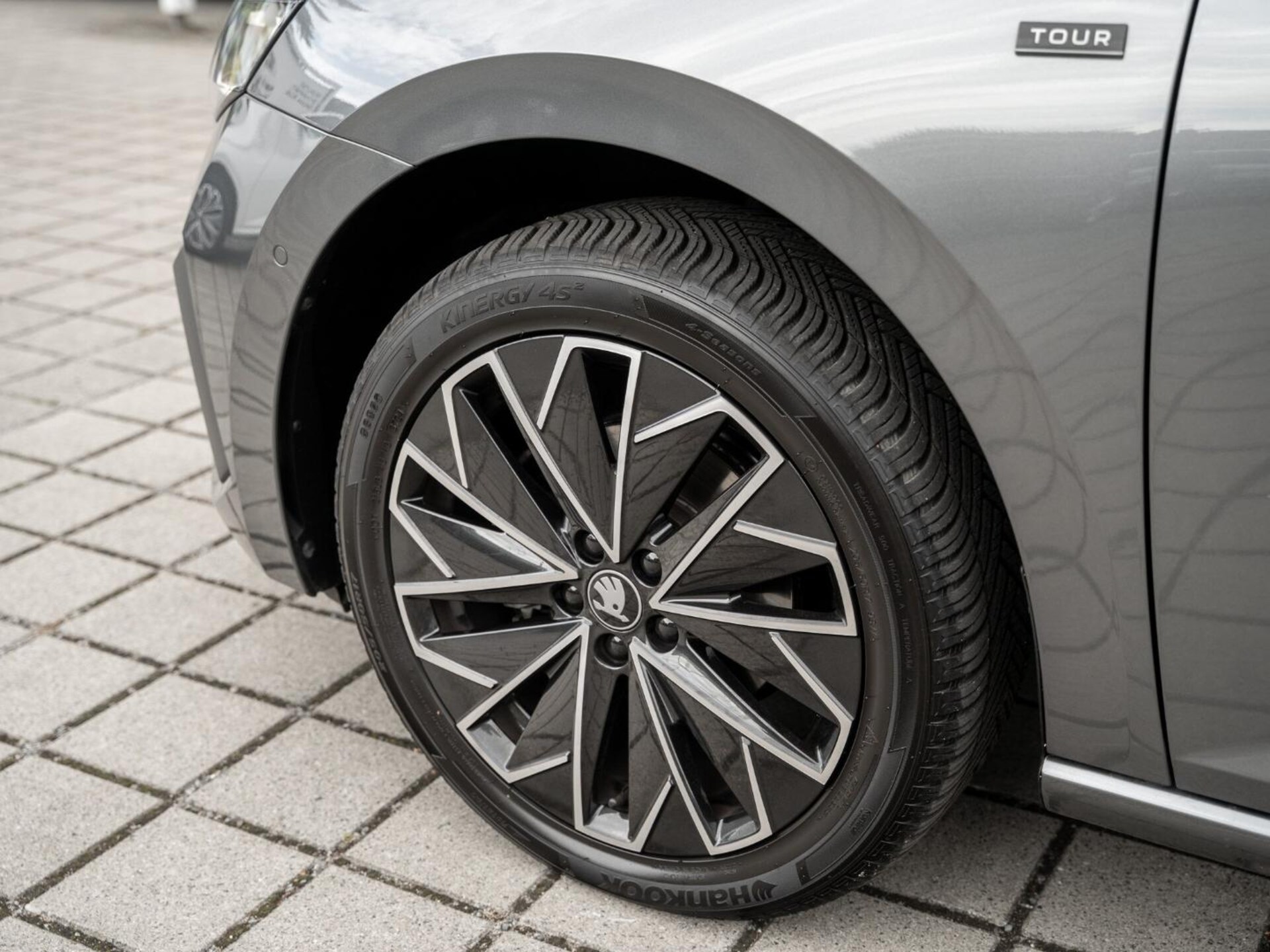Skoda Scala Tour