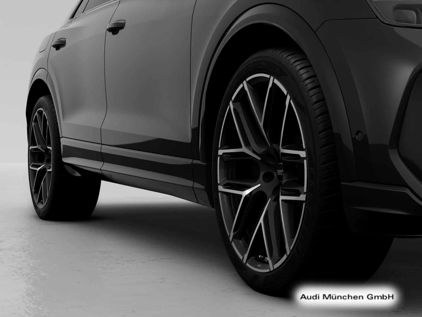 Audi RS Q8 SUV