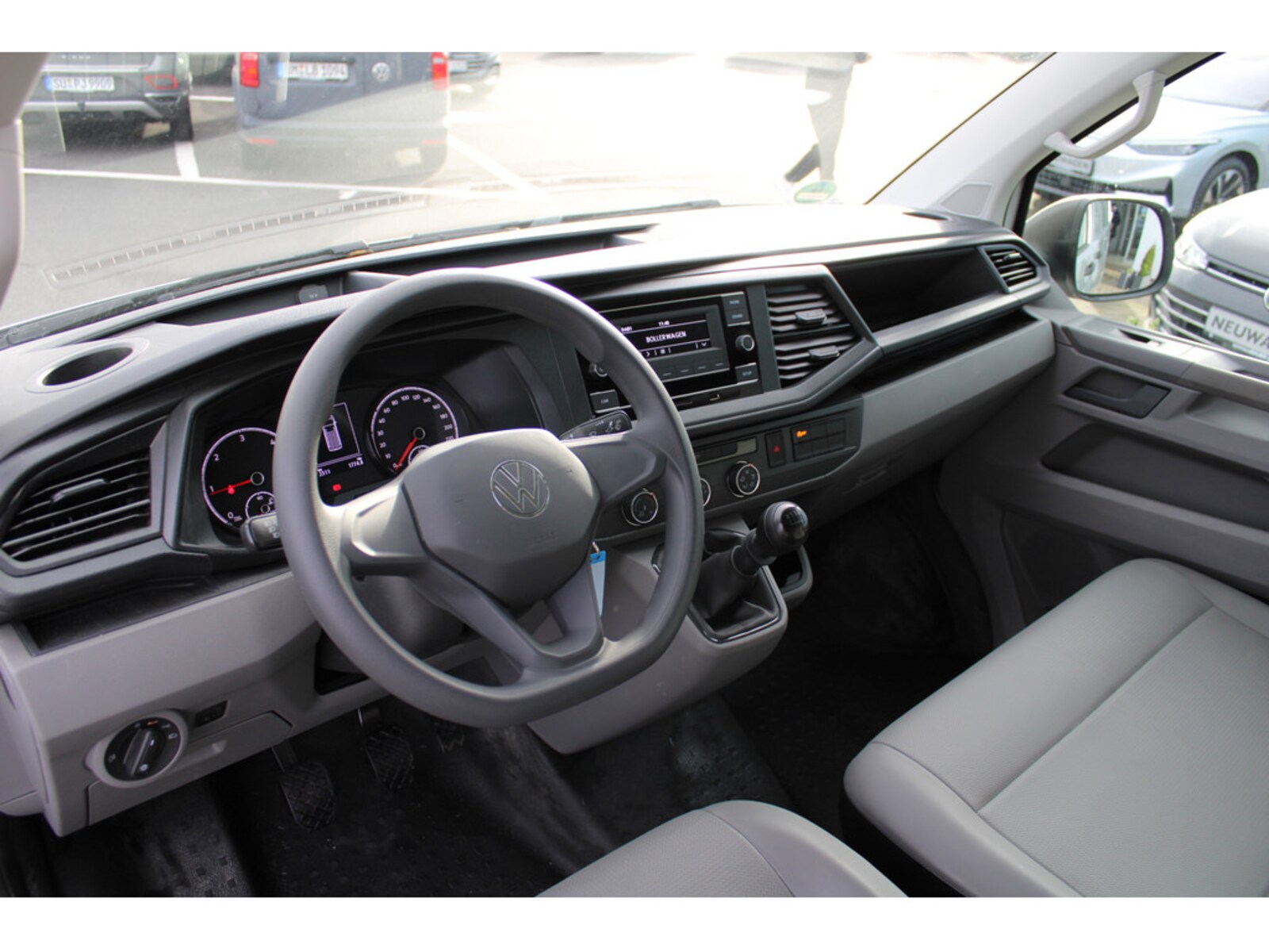 Volkswagen T6.1 Transporter Kasten kurzer Radstand – Bild 9