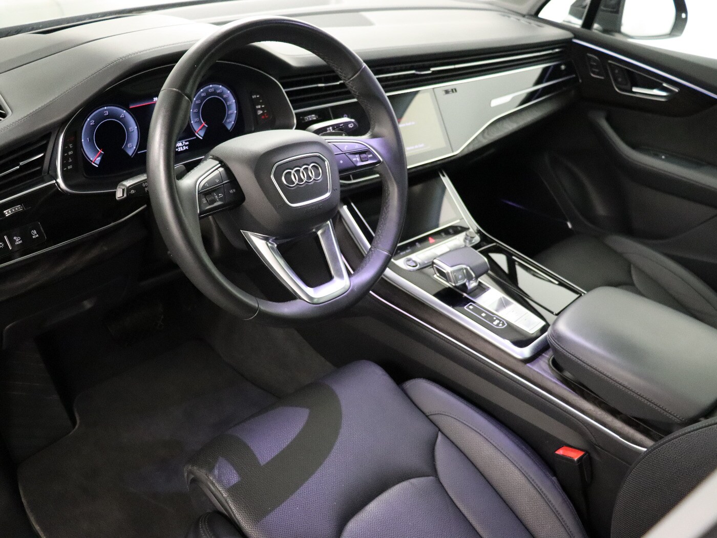 Image about Audi Q7 50 TDI quattro tiptronic