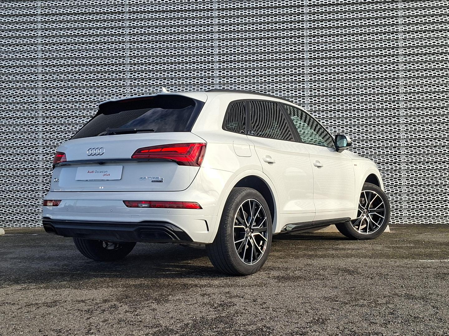 Image about Audi Q5 TFSI e S line 55 TFSI e quattro 270 kW (367 ch) S tronic