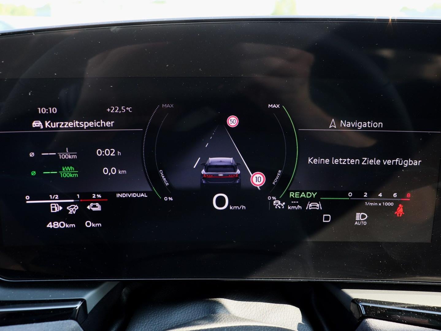 Bild über Audi A6 Avant e-hybrid e-hybrid quattro 270 kW S tronic - für weitere Informationen kontaktieren Sie den Audi Partner