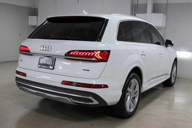 2023 Audi Q7