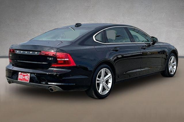 2018 Volvo S90