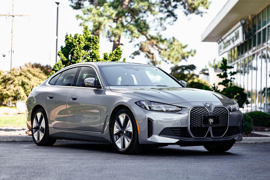 2025 BMW i4