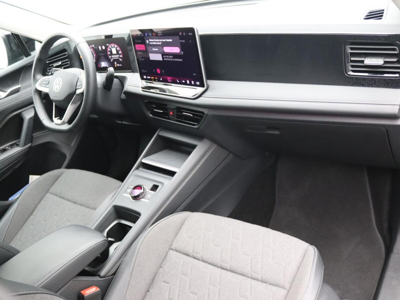 Volkswagen Tiguan – Bild 10