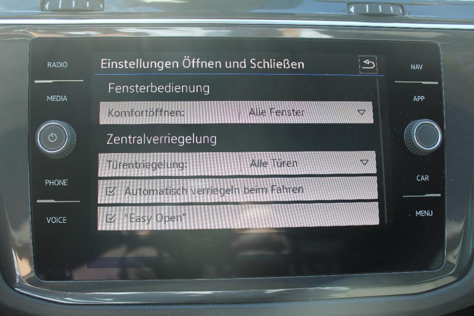 Volkswagen Tiguan – Bild 10