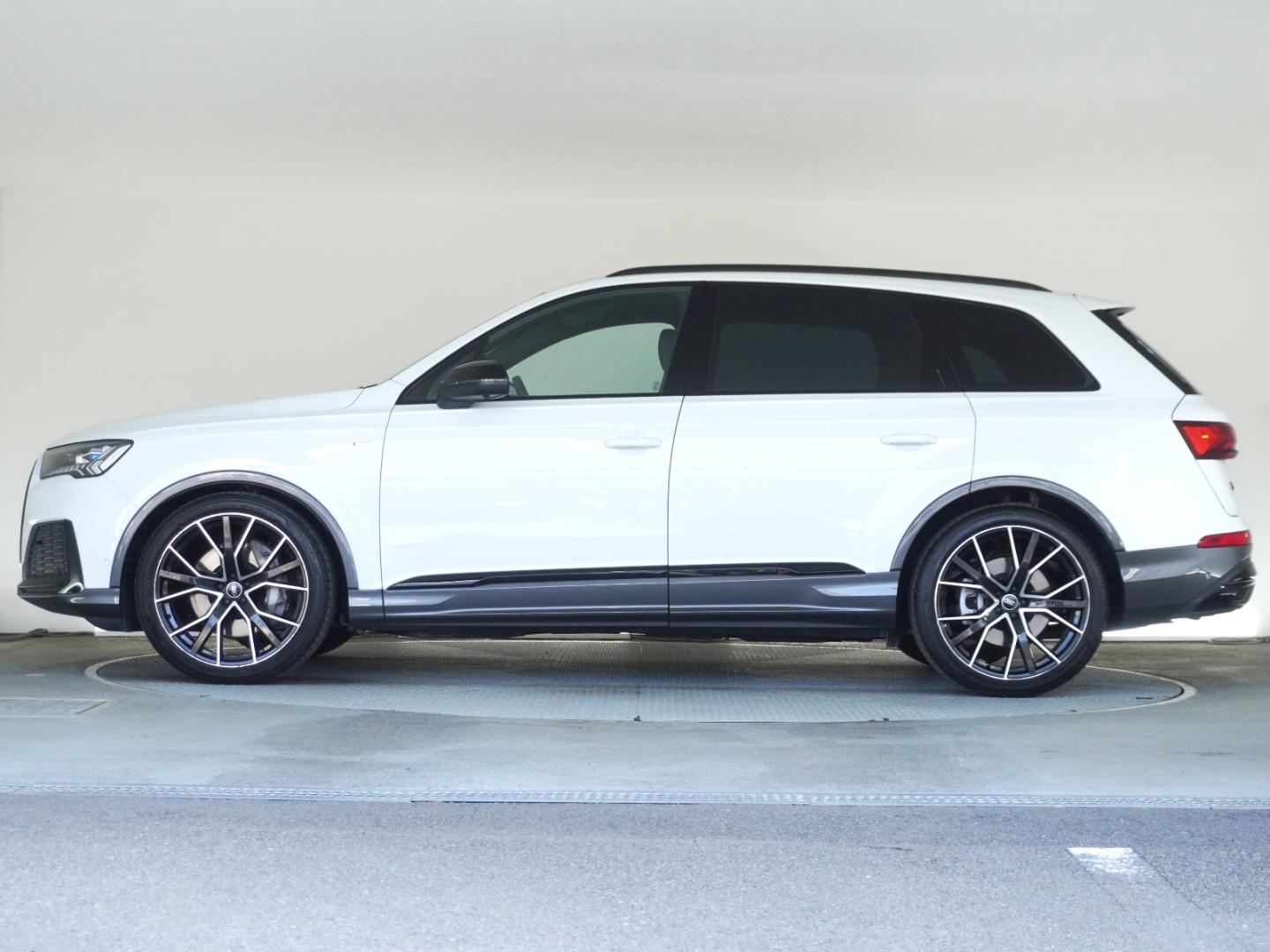 Audi Q7 50 TDI quattro S line kW(PS) tiptronic for more details contact your dealer