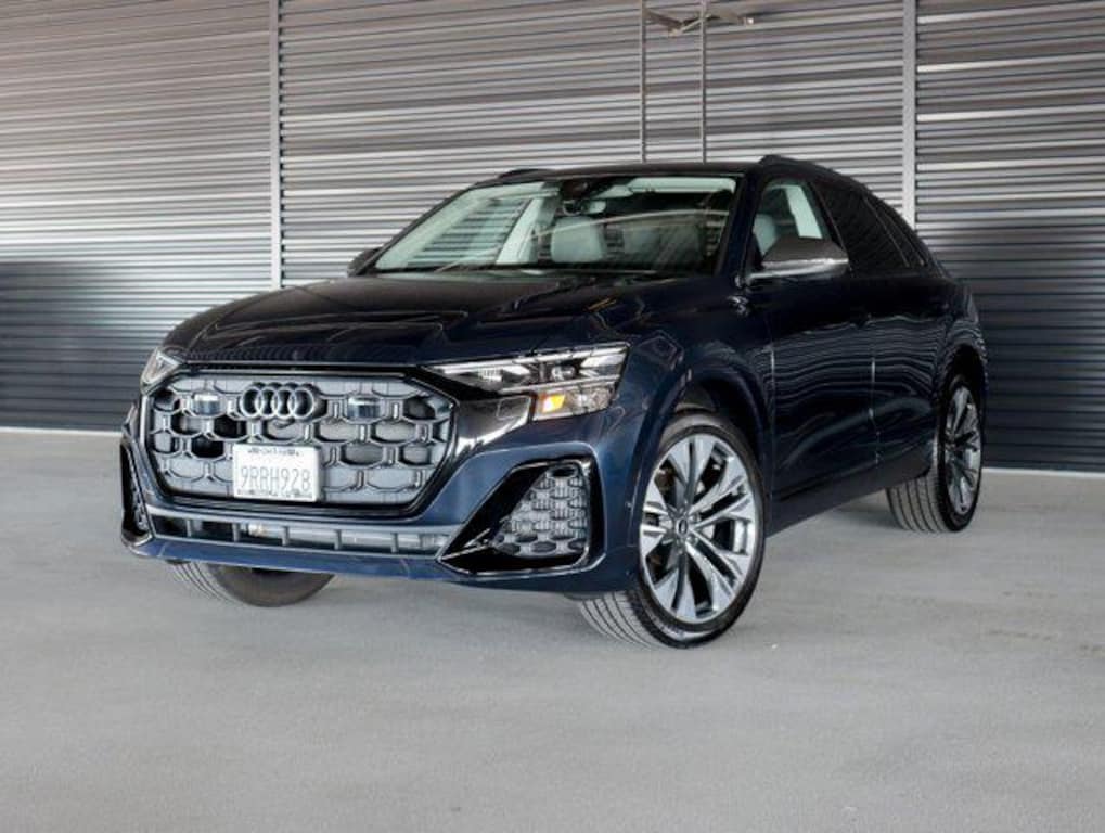 2025 Audi Q8