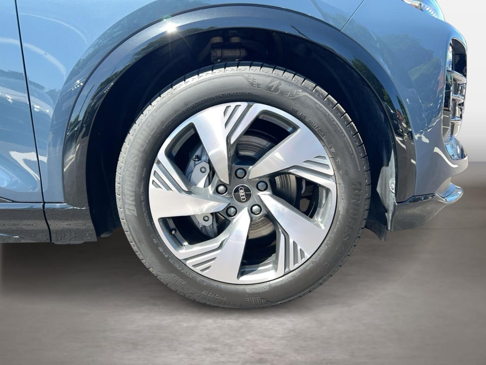 Audi Q6 SUV e-tron