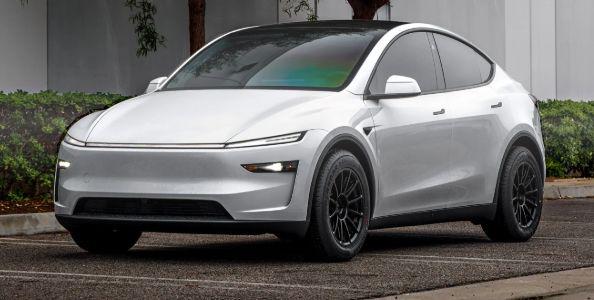 Used 2026 Tesla Model Y Standard with VIN 7SAYGDED7TA587370 for sale in San Antonio, TX