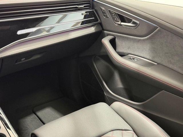 2026 Audi SQ8 Prestige - Photo 9