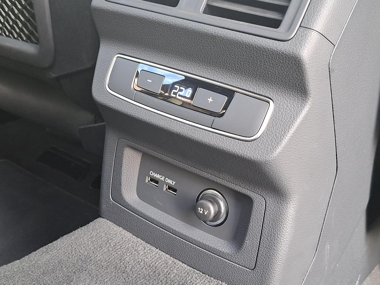 Image about Audi Q5 TFSI e S line 55 TFSI e quattro 270 kW (367 ch) S tronic