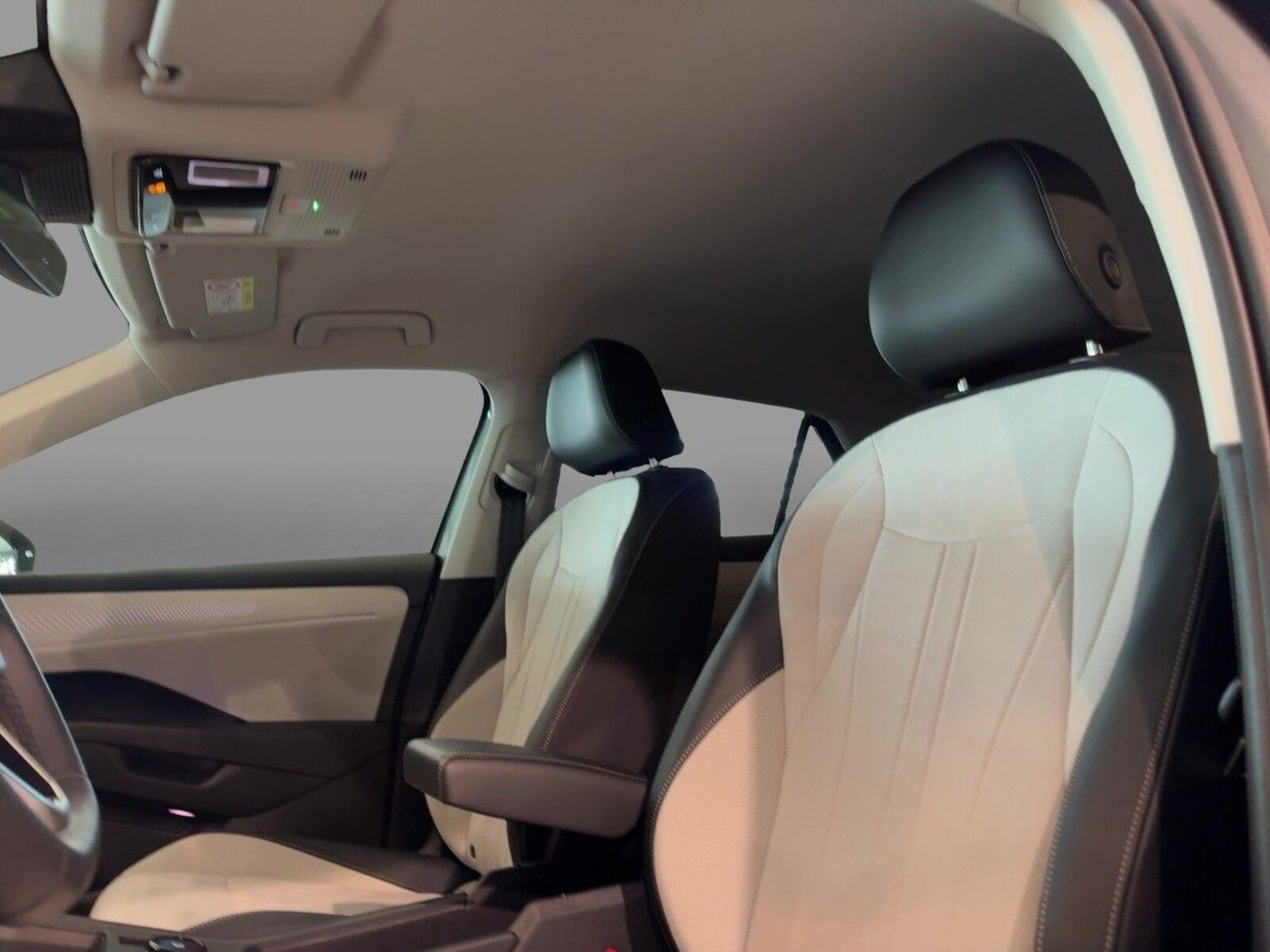 Volkswagen T-Roc – Bild 16