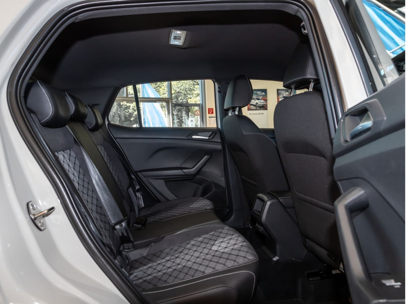 Volkswagen T-Cross – Bild 9