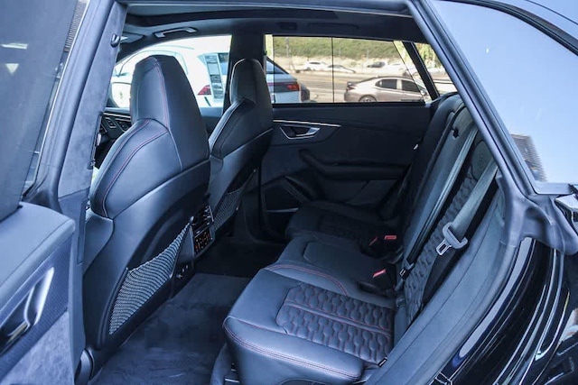 2026 Audi RS Q8 Base - Photo 17