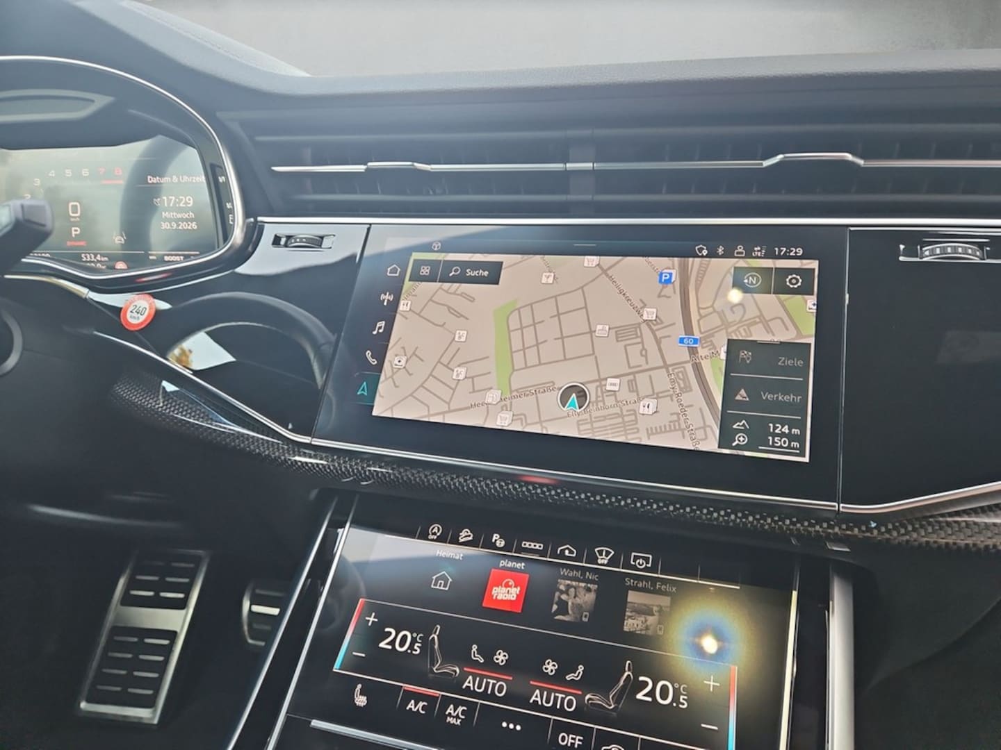 Bild über Audi SQ8 TFSI quattro tiptronic - für weitere Informationen kontaktieren Sie den Audi Partner