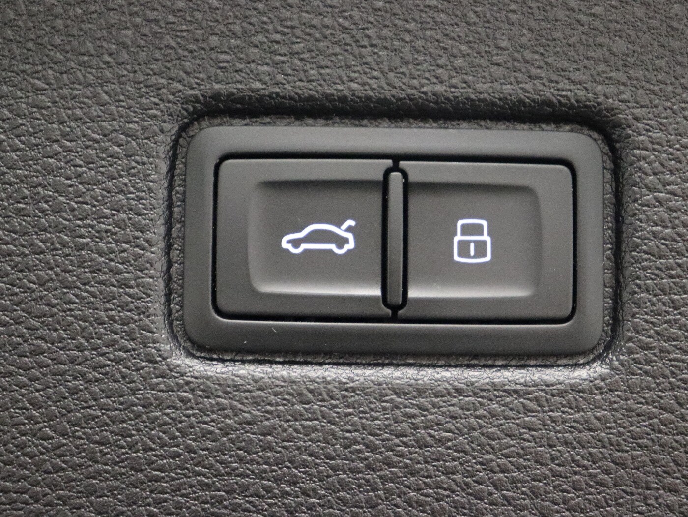 Image about Audi Q7 50 TDI quattro tiptronic