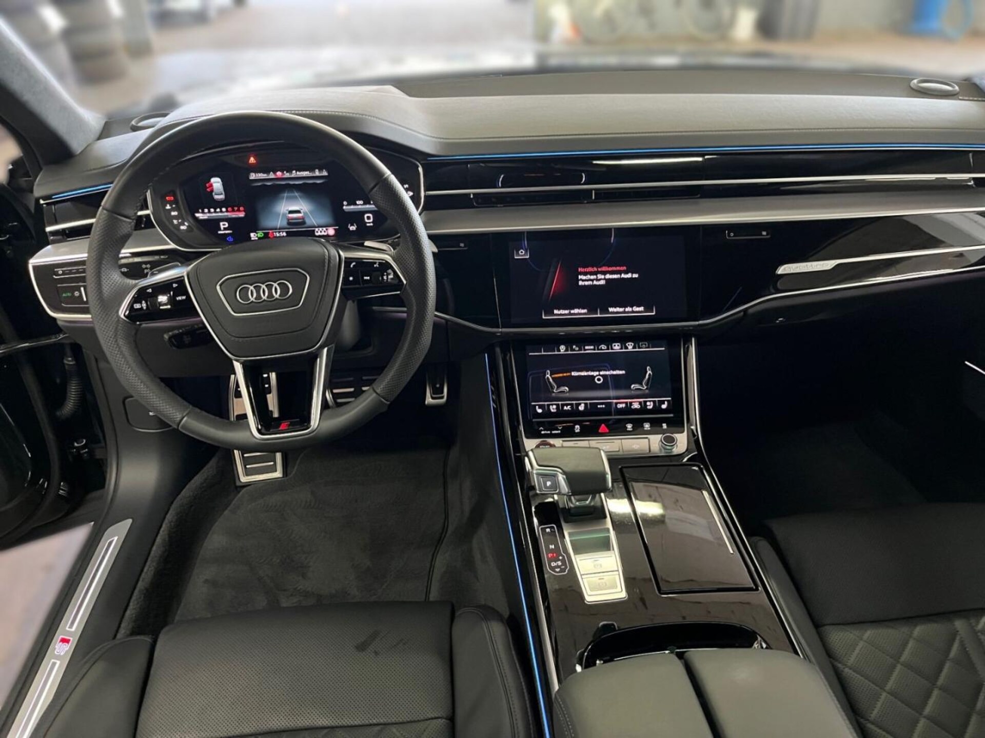 Audi S8