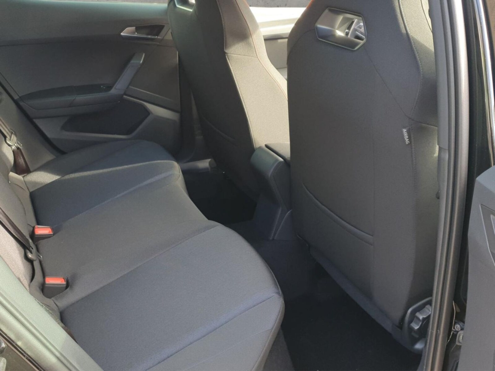 SEAT Arona – Bild 16