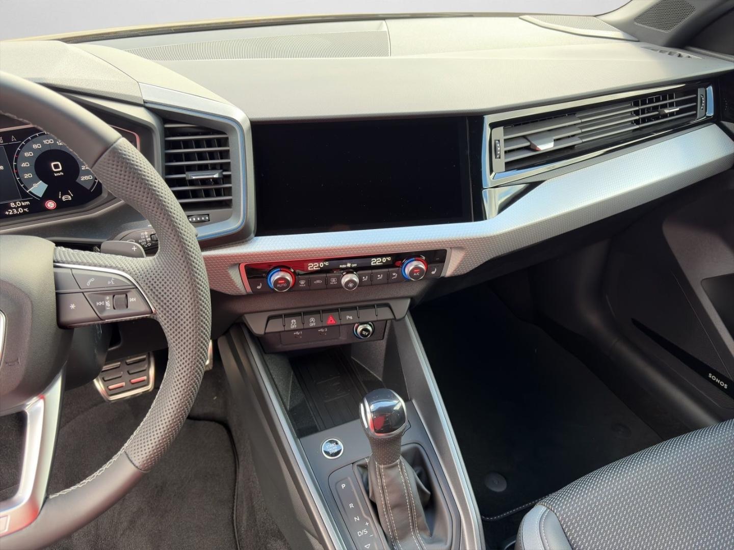 Bild über Audi A1 Sportback S line 35 TFSI S tronic - für weitere Informationen kontaktieren Sie den Audi Partner