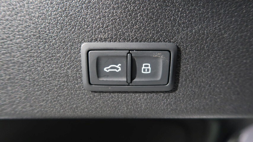 Image about Audi e-tron Sportback Attraction S line 50 quattro 230,00 kW