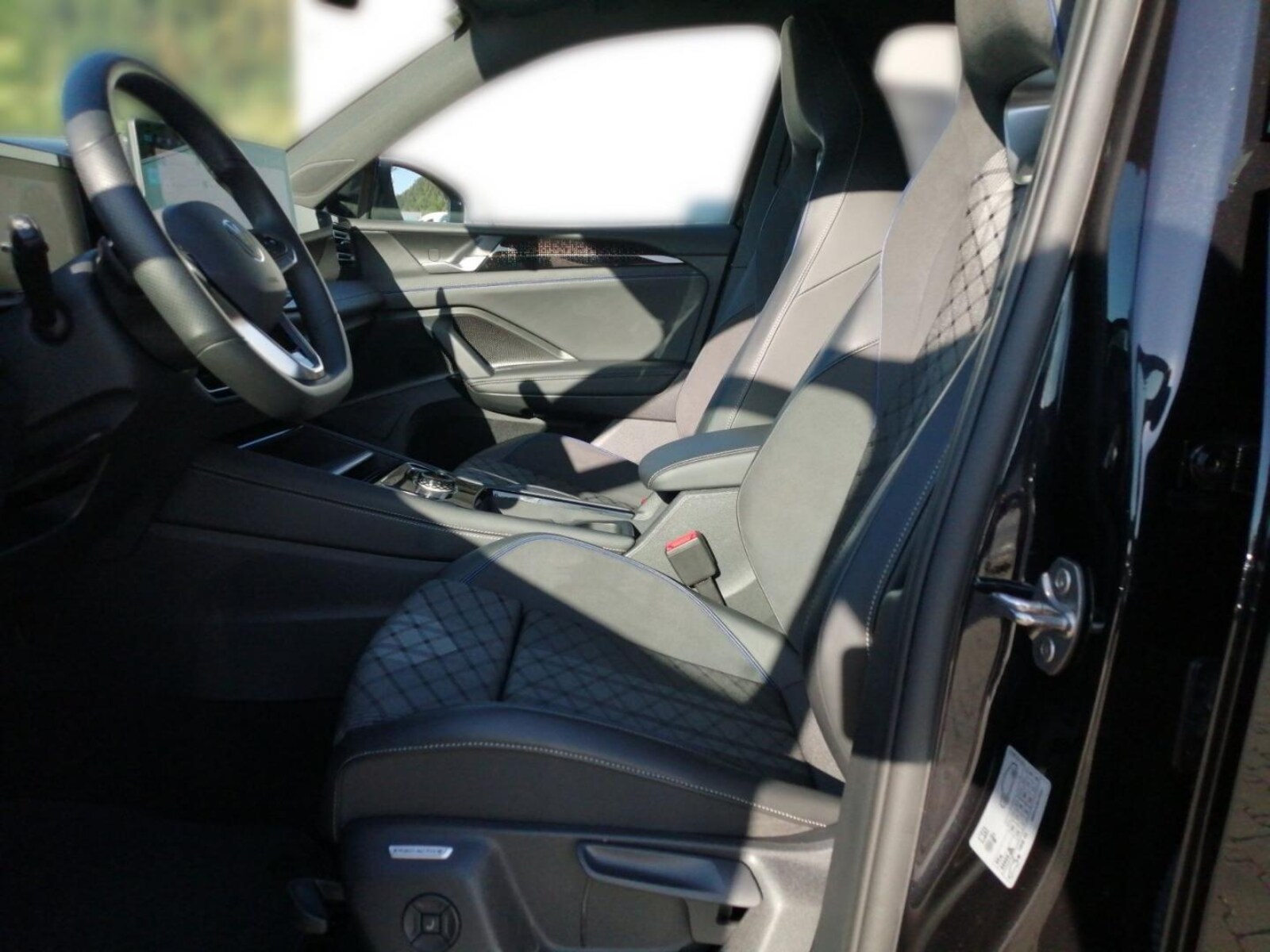 Volkswagen Tiguan – Bild 14