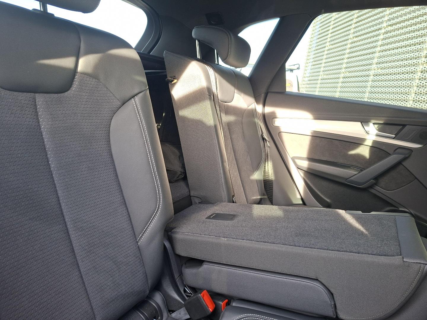 Image about Audi Q5 TFSI e S line 55 TFSI e quattro 270 kW (367 ch) S tronic