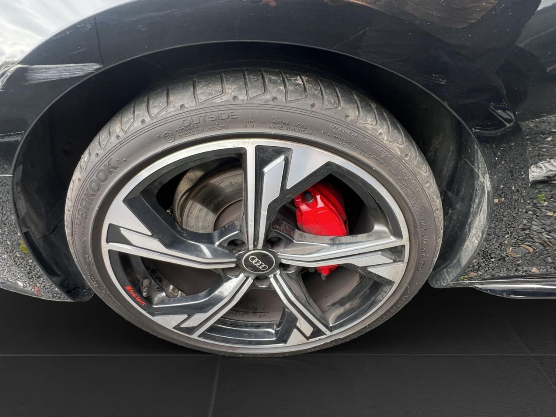 Audi A4 Avant S line