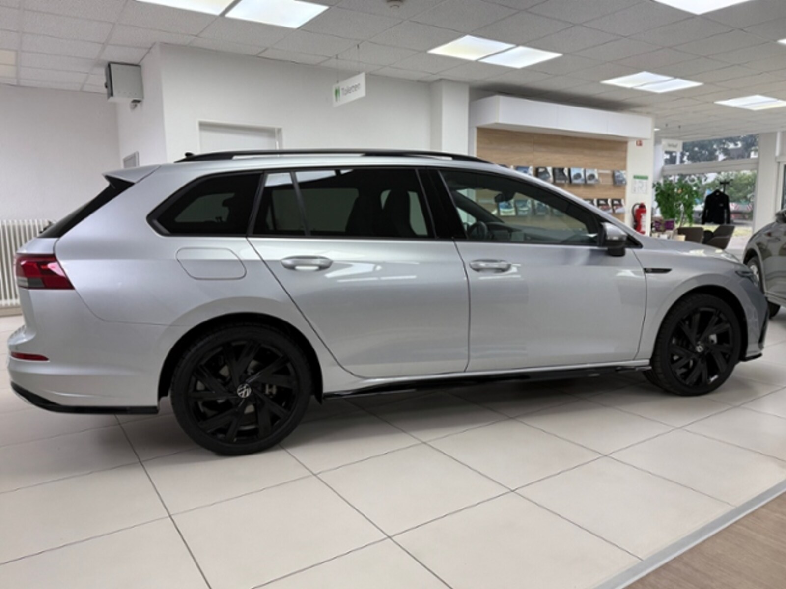 Volkswagen Golf Variant – Bild 2