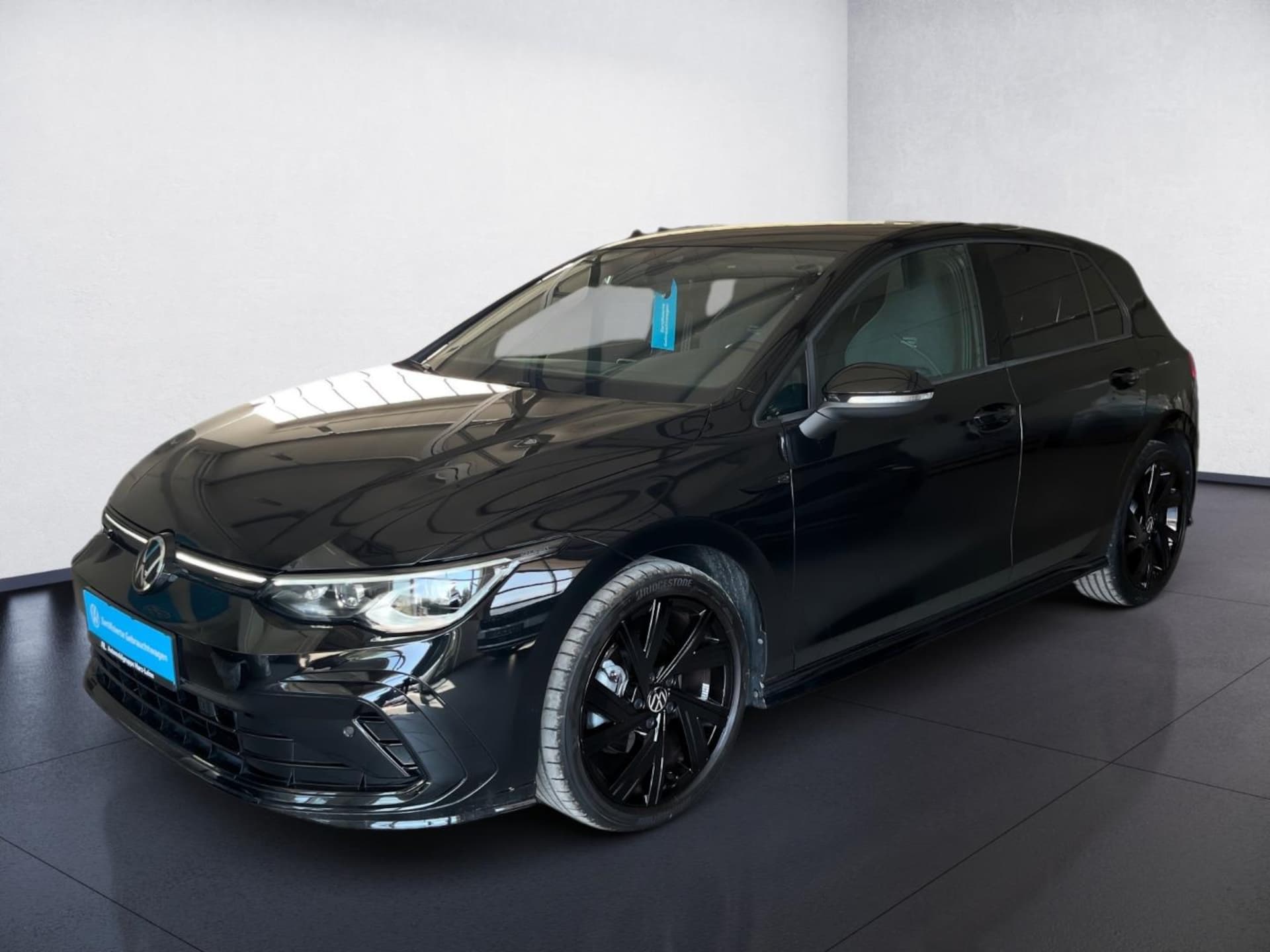 Volkswagen Golf R-Line