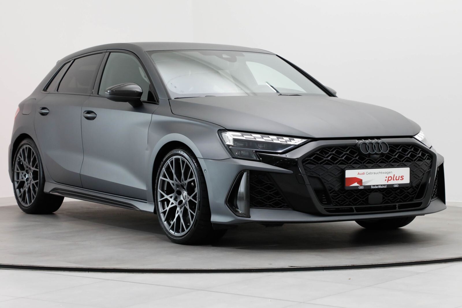 Image about Audi RS 3 Sportback TFSI quattro S tronic