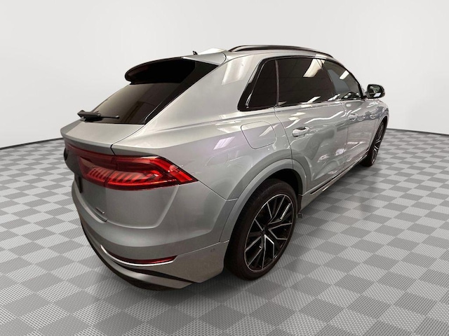 2022 Audi Q8