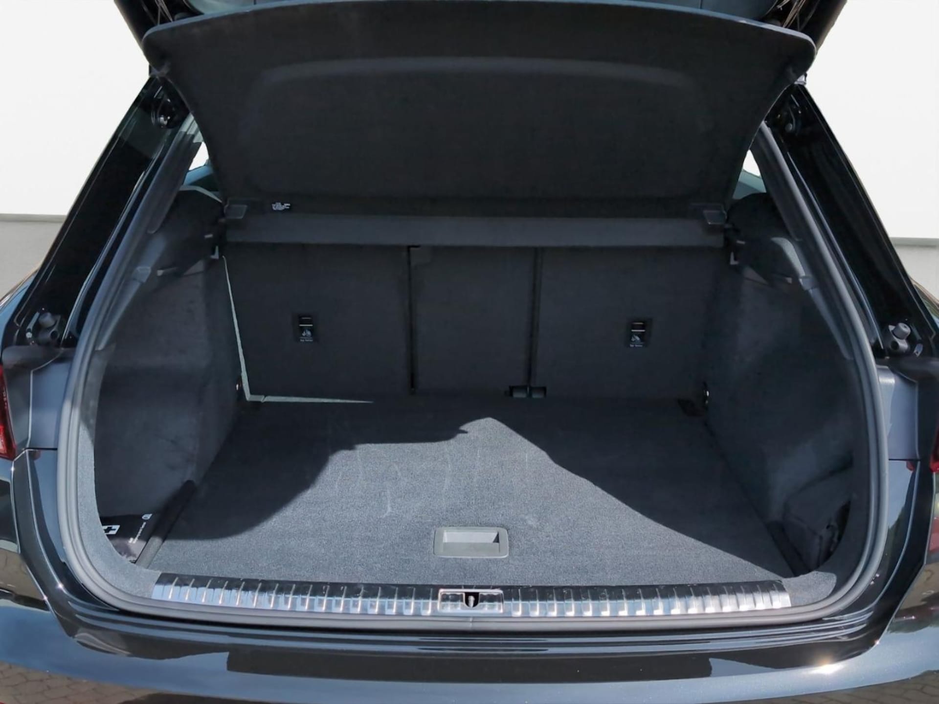 Audi Q3 SUV advanced