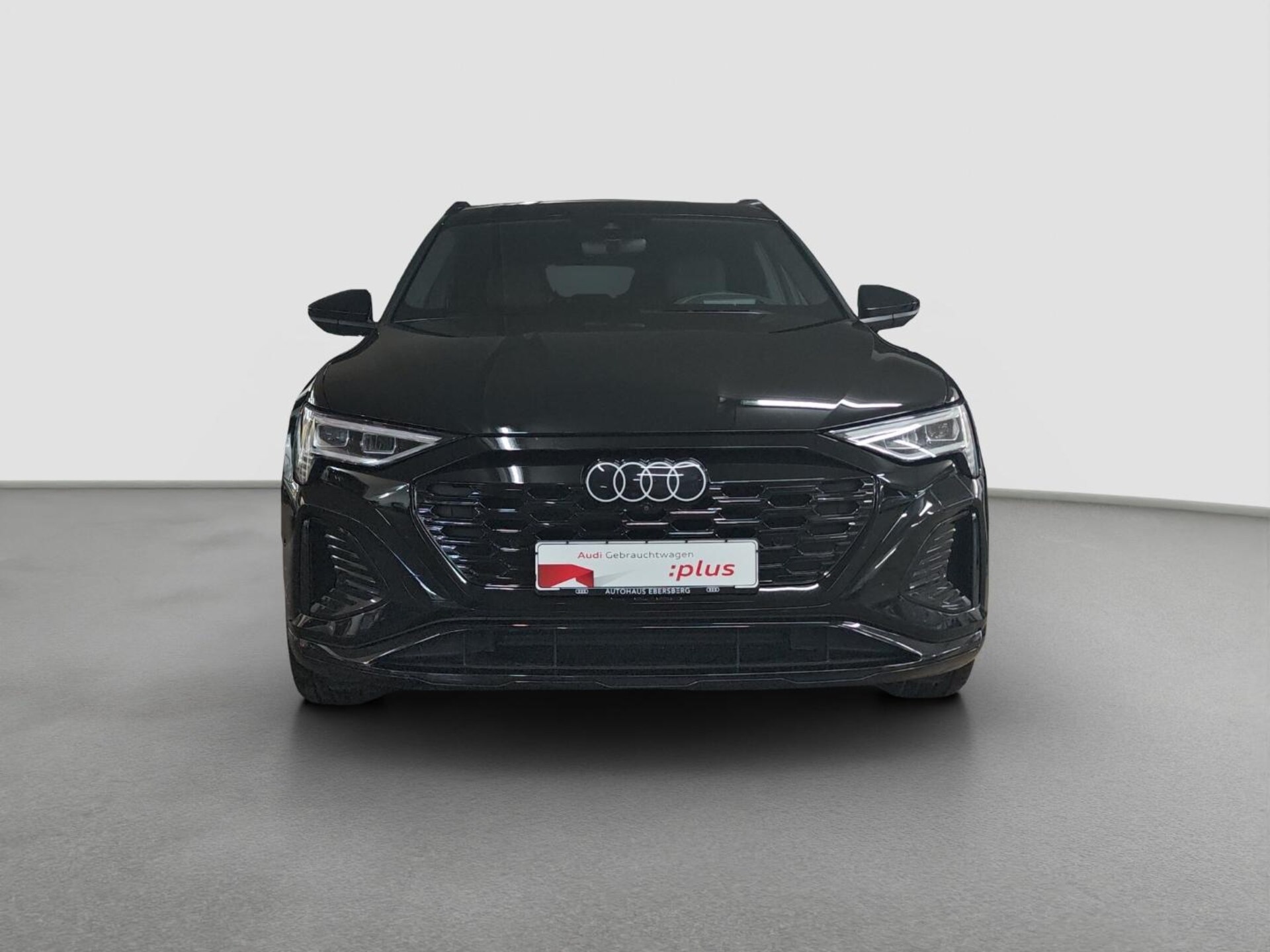 Audi Q8 Sportback e-tron S line