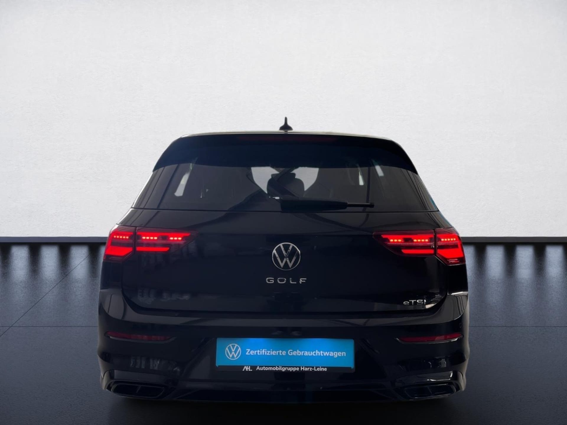 Volkswagen Golf R-Line