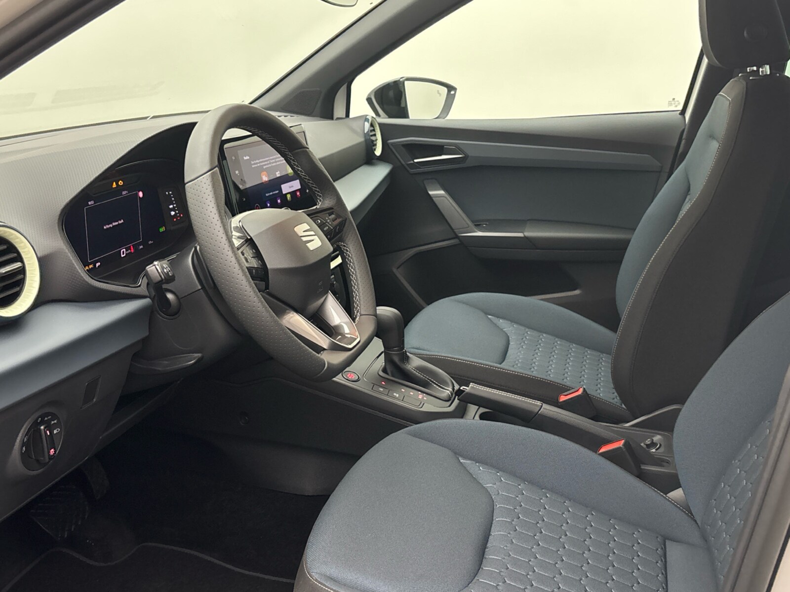 SEAT Arona – Bild 9