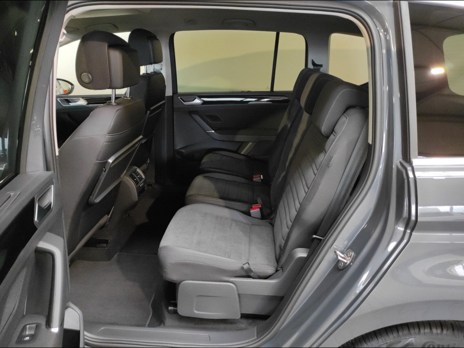 Volkswagen Touran – Bild 7