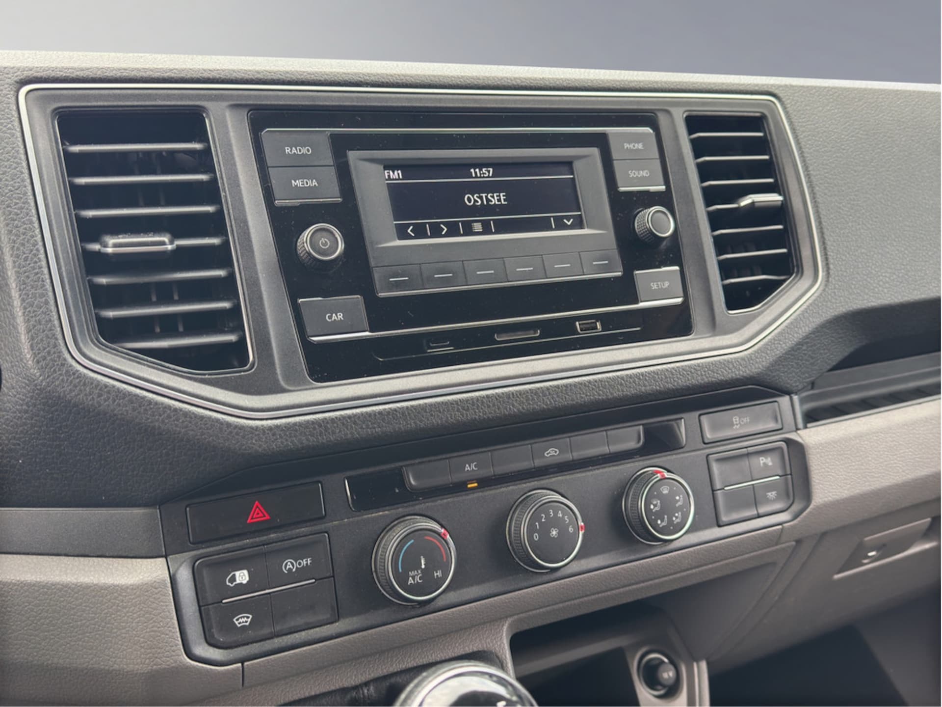 Volkswagen Crafter Kasten mittlerer Radstand